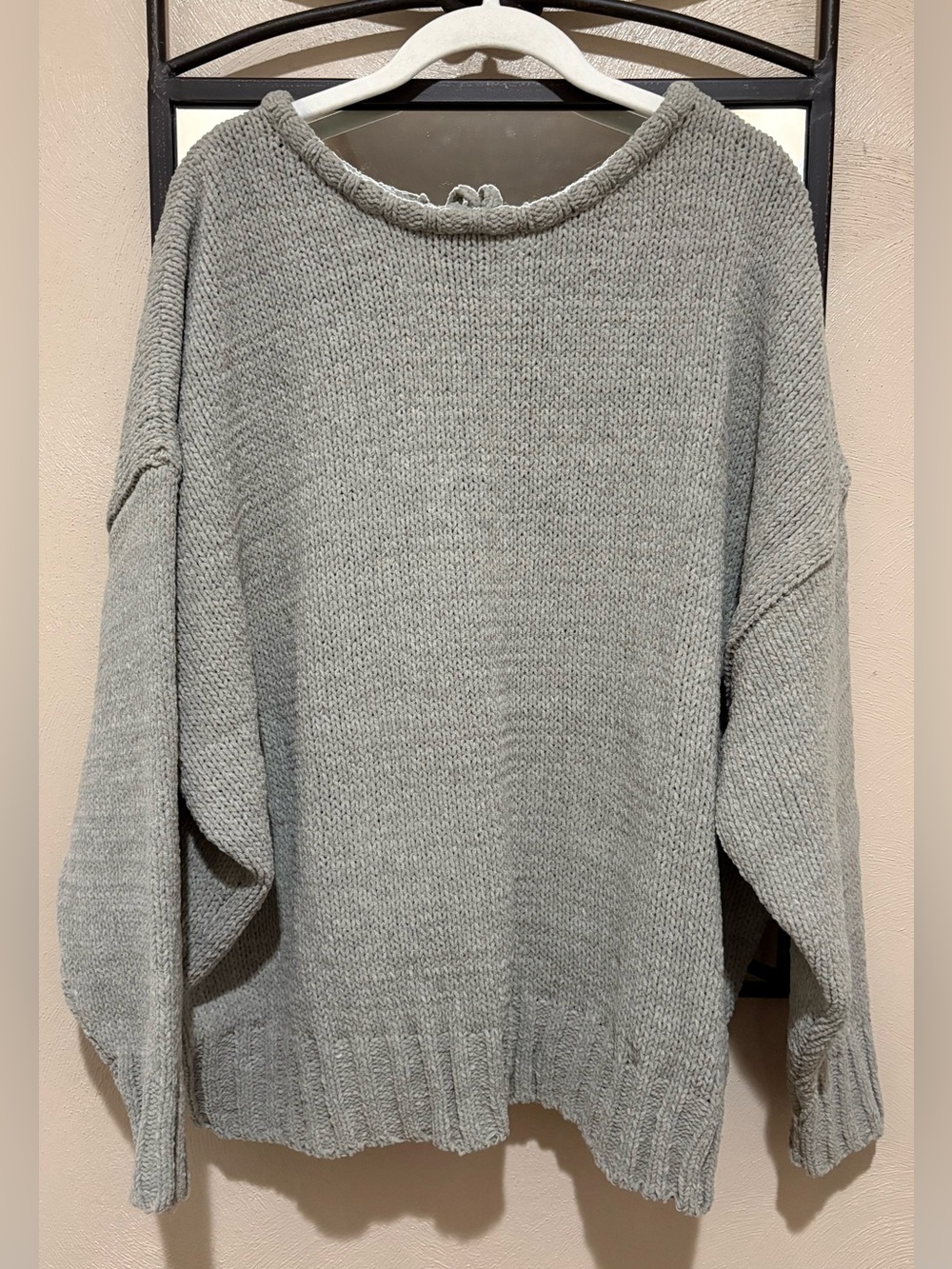 NWT She + Sky Light Gray Crewneck Knit Sweater Size M
